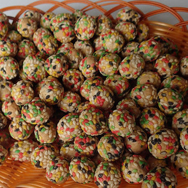 Купить Закуски вкуса очень вкусного шарика арахисов сезама меда Multi выступают за хрустящее online manufacture