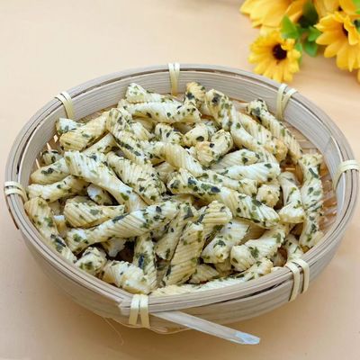 Купить Японские закуски шутихи риса морской водоросли зеленого цвета Таиланда закручивают в спираль форменный online manufacture