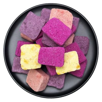 Купить Вкусные морожено-сушеные йогуртные кубики низкокалорийные клубника с ароматизацией 50г для детских ланч-боксов online manufacture