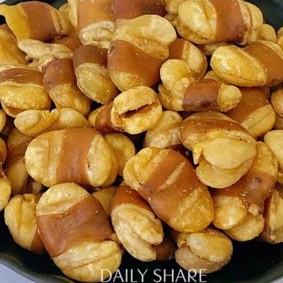 Хорошая цена Соленые жареные рисовые крекеры хрустящие закуски 12 месяцев срок годности онлайн