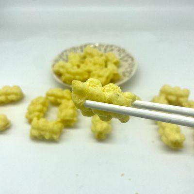 Откройте для себя полезные блюда Корни Кранч - рисовые крекеры, пересмотренные для корейской закусочной сцены